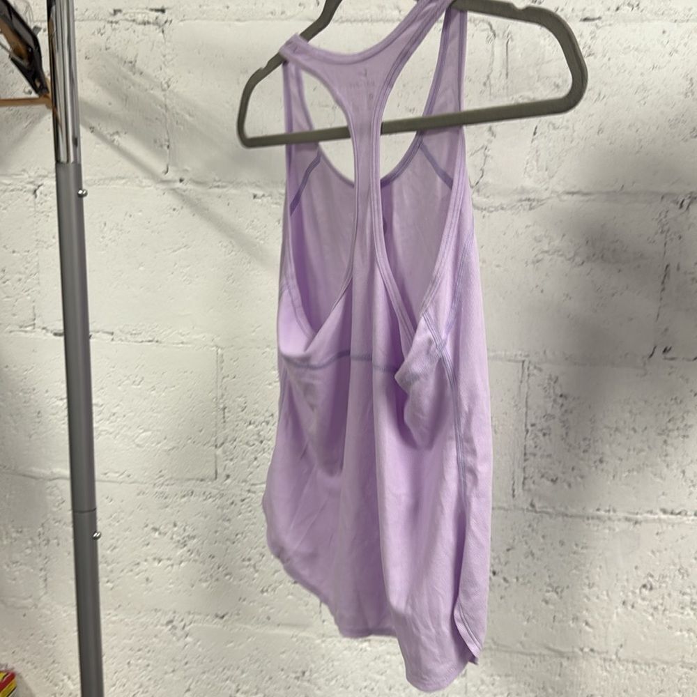 Nike Purple Sleeveless Tank Top - Size Medium - Worn Once Athletic Tank 💙 - Picture 3 of 4